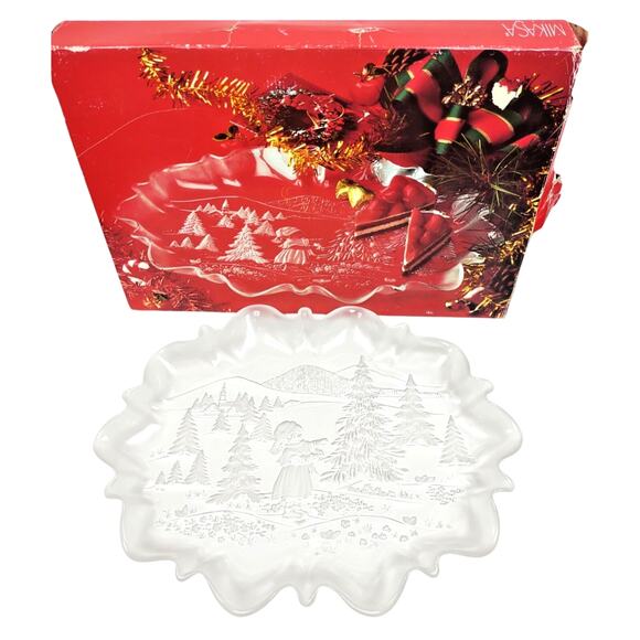 Mikasa Oval Canape Platter Germany Glass Crystal 17.25" Christmas Story SA600349 - Picture 1 of 10